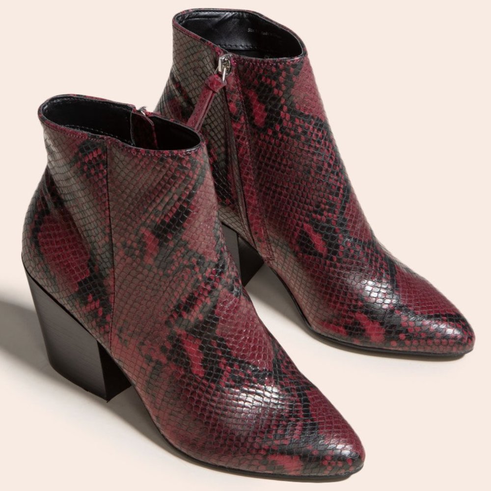 NWT: DOLCE VITA Pells Red Snake Ankle Boots Size 8.5